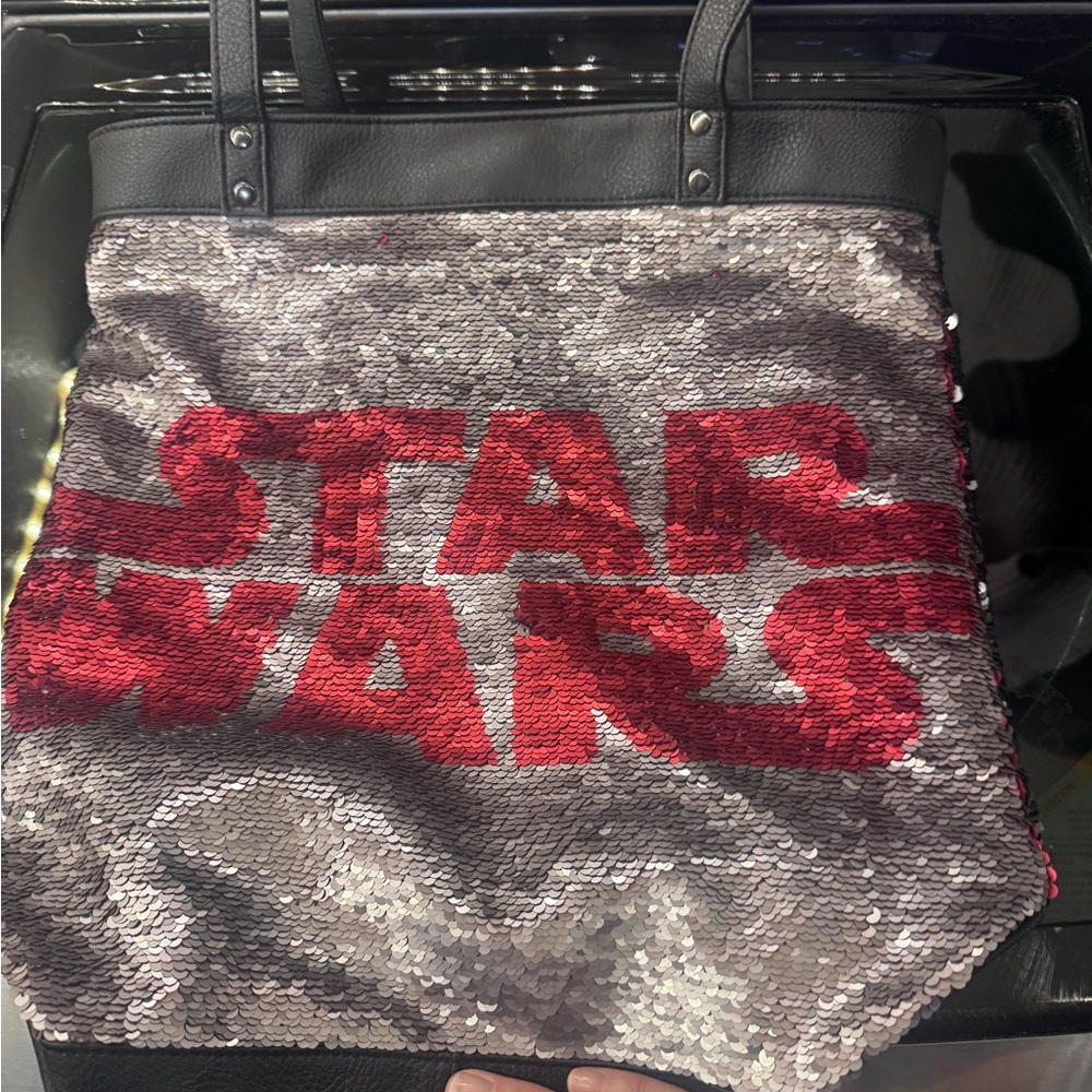 Star Wars tote. Disney parks exclusive.